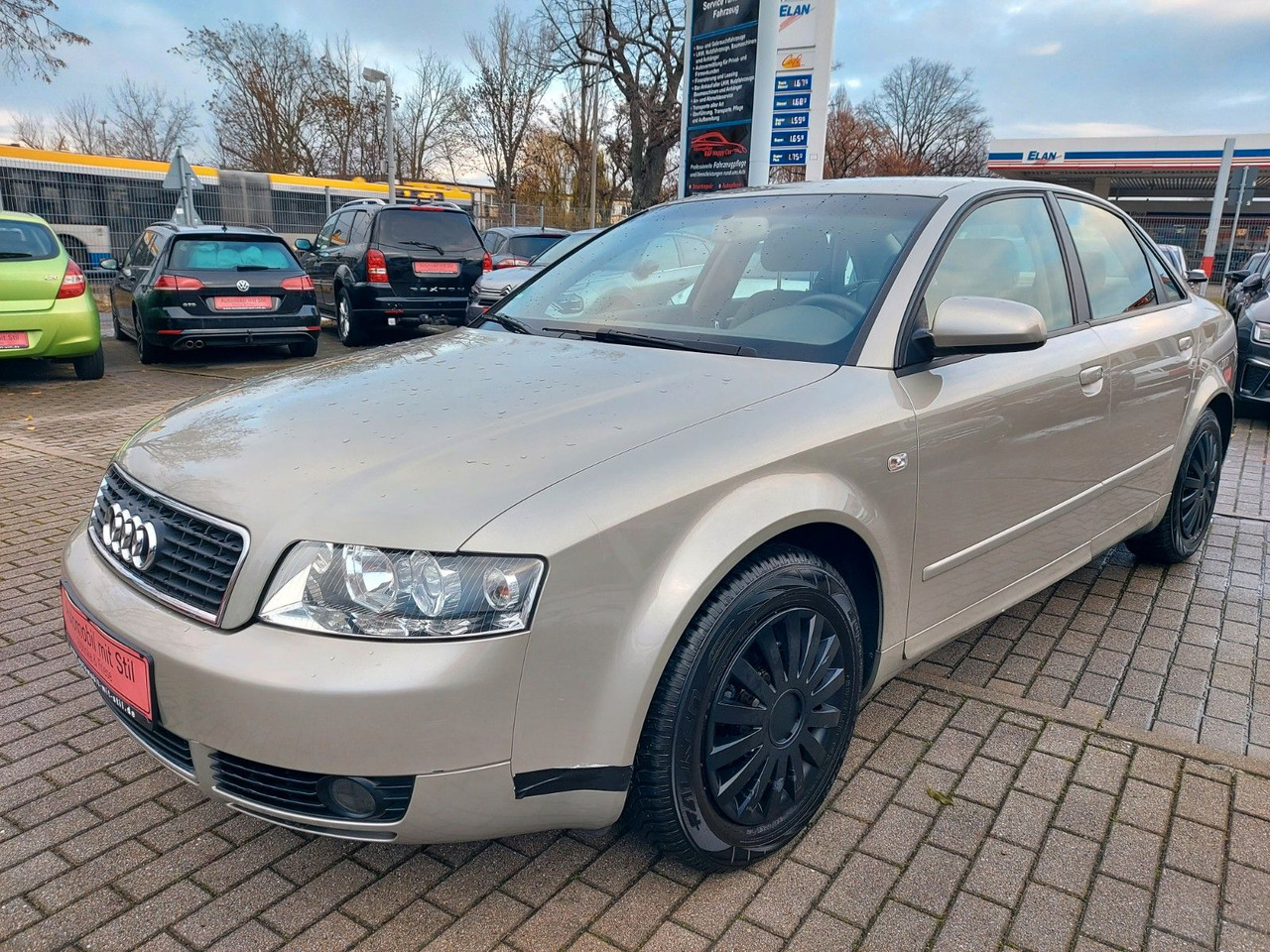 Audi A4 1.6 Limousine Klima Sitzheiz. PDC AHK - Sedan: picture 5 Audi A4 1.6 Limousine Klima Sitzheiz. PDC AHK - Sedan: picture 5