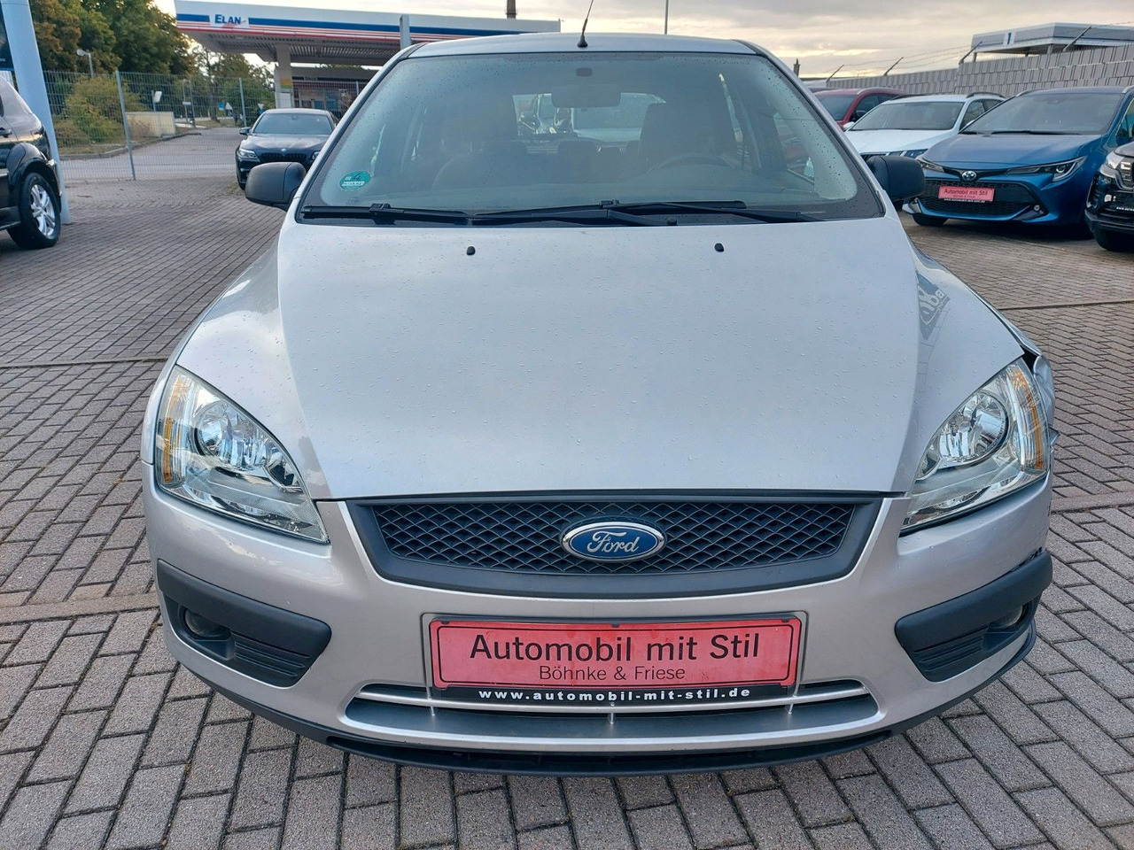 Ford Focus Lim. Trend Klima M+S - Sedan: picture 2 Ford Focus Lim. Trend Klima M+S - Sedan: picture 2