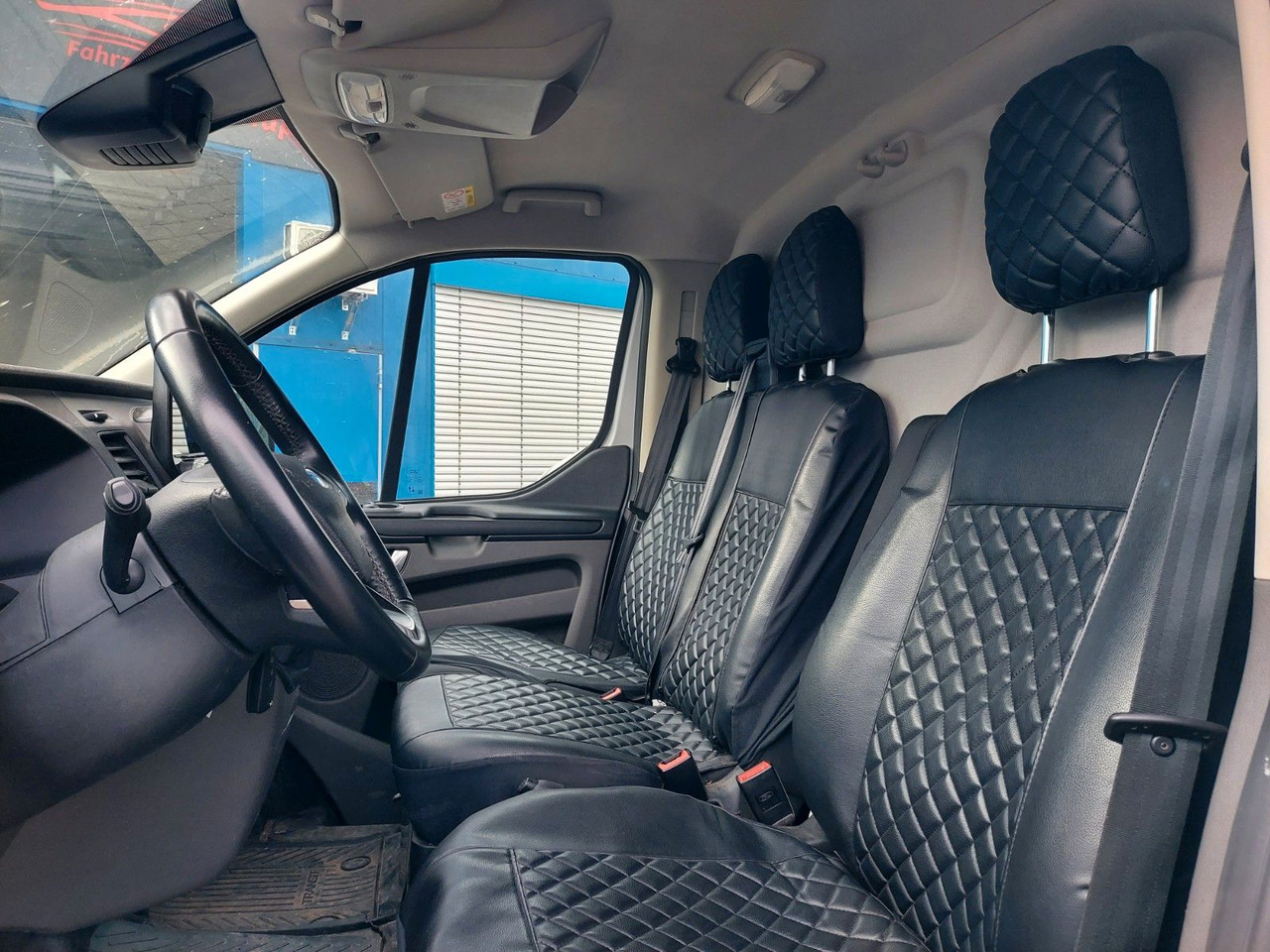 Ford Transit Custom Kasten 300 L2 Trend - Passenger van: picture 3 Ford Transit Custom Kasten 300 L2 Trend - Passenger van: picture 3