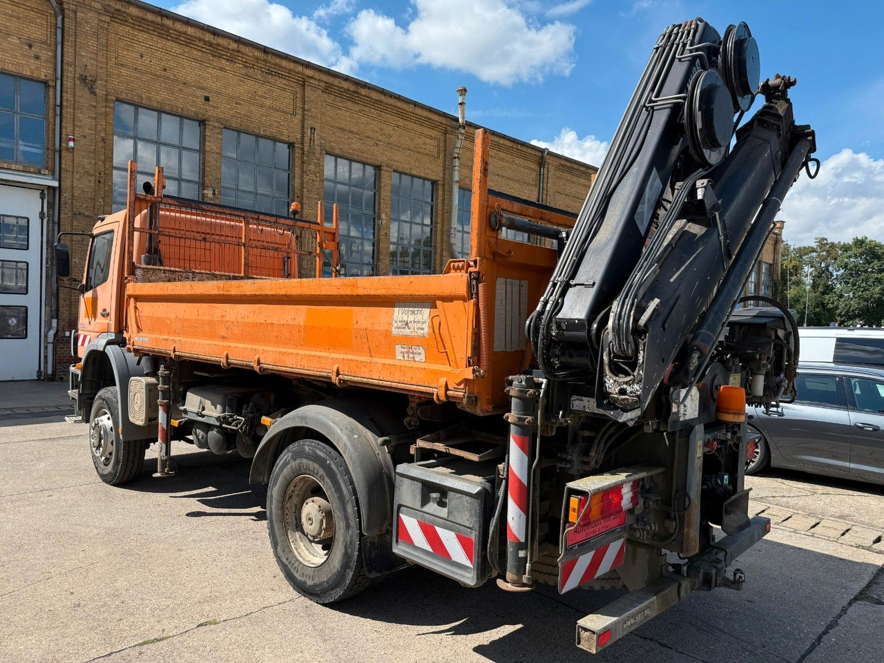 Tipper, Crane truck Mercedes-Benz ATEGO 1828 4X4 MEILER + HIAB KRAN 144 FS-3: picture 8 Tipper, Crane truck Mercedes-Benz ATEGO 1828 4X4 MEILER + HIAB KRAN 144 FS-3: picture 8