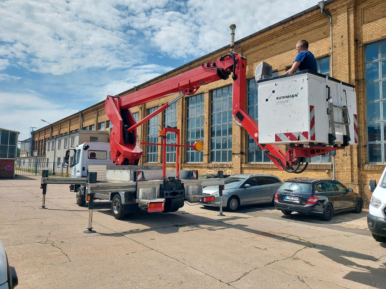 Truck mounted aerial platform Mercedes-Benz Atego 2 4-Zyl. 4x2  RUTHMANN T270  27 METER: picture 13