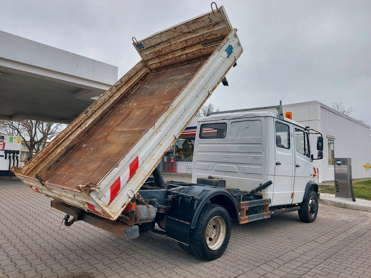 Mercedes-Benz VARIO 816D DOKA DREISEITEN KIPPER MEILLER - Tipper van, Combi van: picture 2 Mercedes-Benz VARIO 816D DOKA DREISEITEN KIPPER MEILLER - Tipper van, Combi van: picture 2