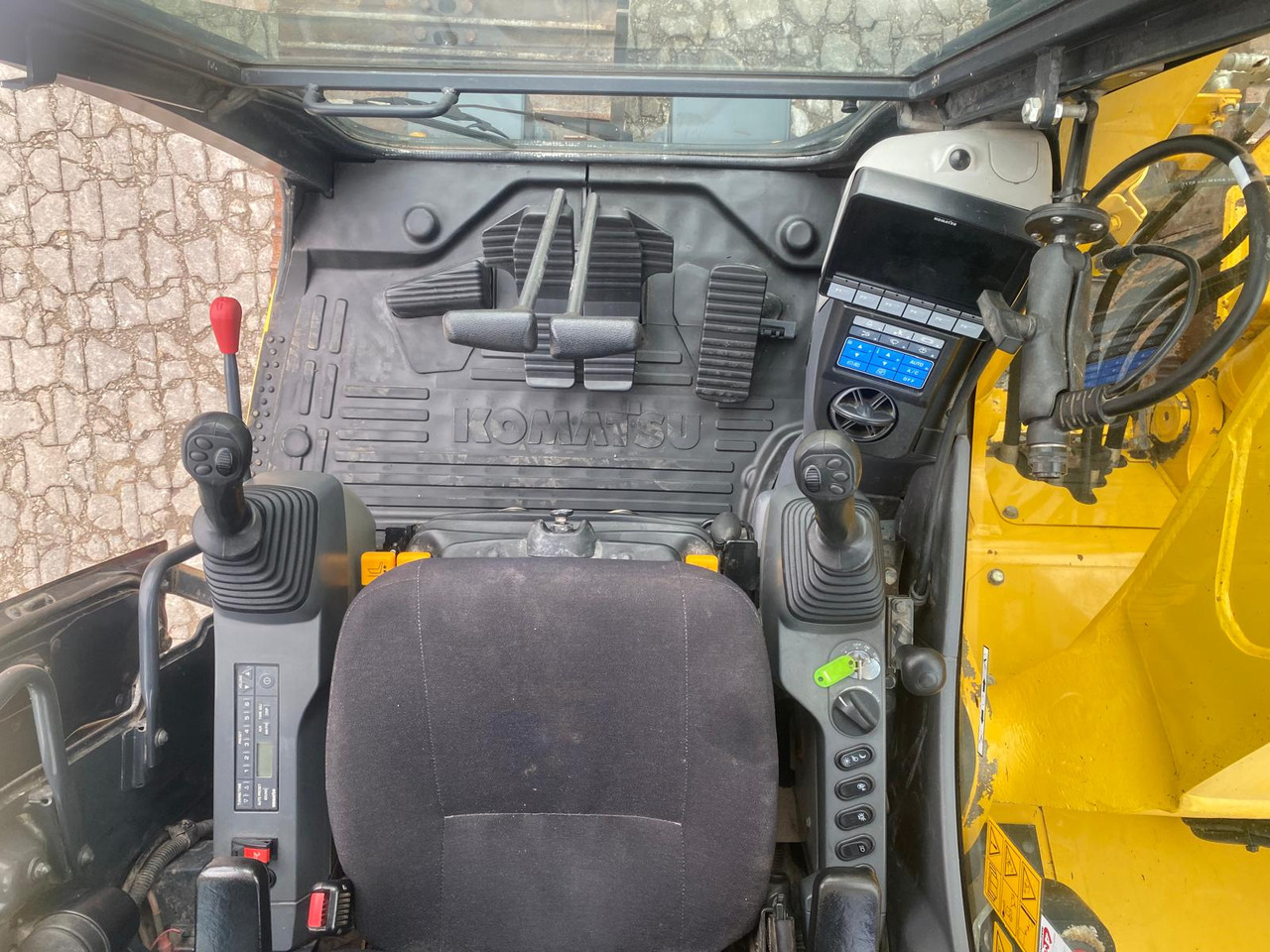 Komatsu PC138US-11 - Crawler excavator: picture 4 Komatsu PC138US-11 - Crawler excavator: picture 4