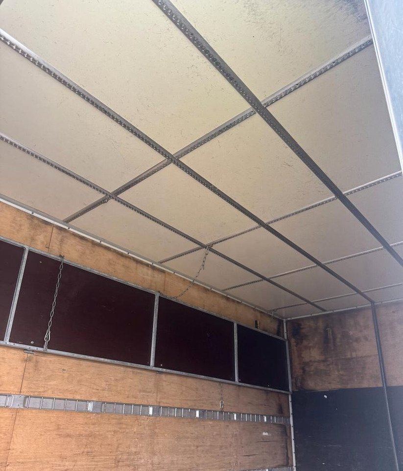 Box truck iveco 75e190: picture 11