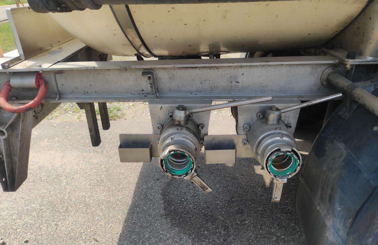 Tank semi-trailer Farcinox FX-3-11: picture 9