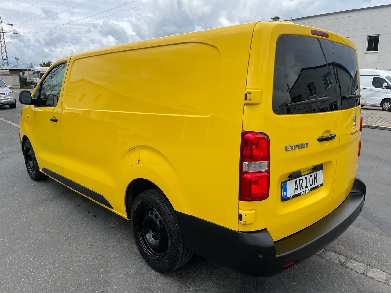Peugeot Expert Kasten Pro L3/2.0 BlueHDI/AC/15xVerfügbar - Small van: picture 4 Peugeot Expert Kasten Pro L3/2.0 BlueHDI/AC/15xVerfügbar - Small van: picture 4