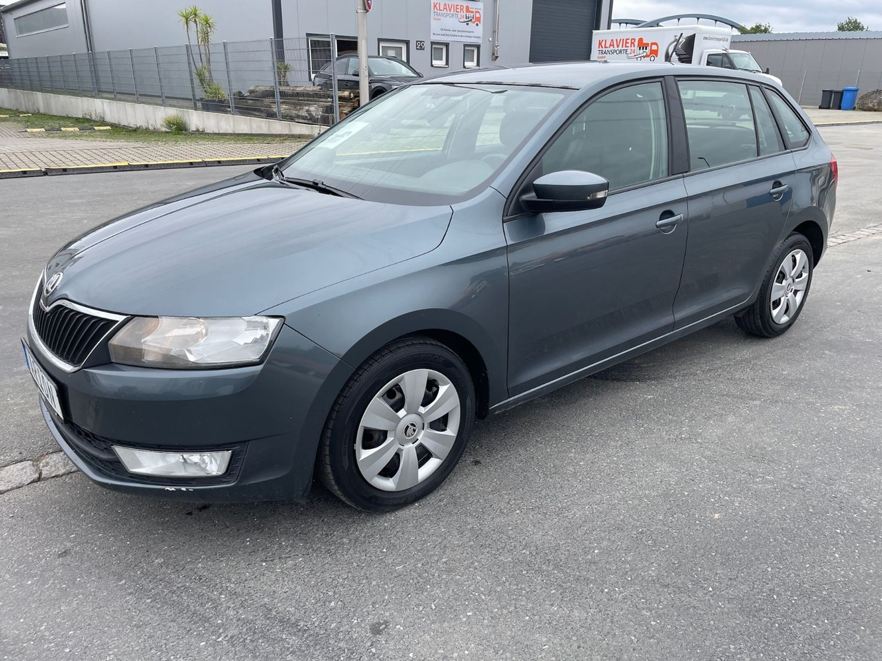 Skoda Rapid Spaceback Ambition - Station wagon: picture 3 Skoda Rapid Spaceback Ambition - Station wagon: picture 3