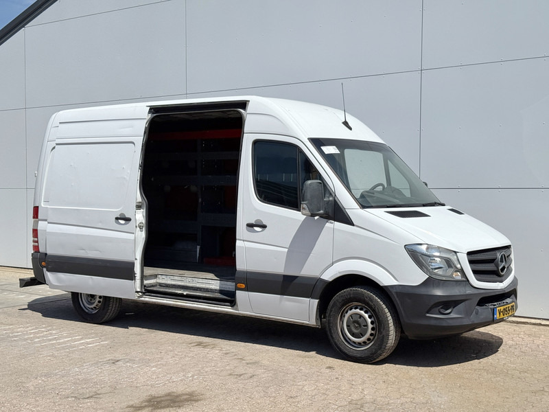 Mercedes-Benz Sprinter 211 2.2 CDI Automaat L2H2 Climate Control Trekhaak Navigatie - Small van: picture 5 Mercedes-Benz Sprinter 211 2.2 CDI Automaat L2H2 Climate Control Trekhaak Navigatie - Small van: picture 5