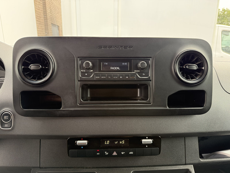 Panel van, Electric van Mercedes-Benz eSprinter 312 - Binnenkort verwacht! L2H2 100% Elektrisch 55kWh 168km WLTP 80kw Snelladen Climate Control Camera Stoelverwarming: picture 15