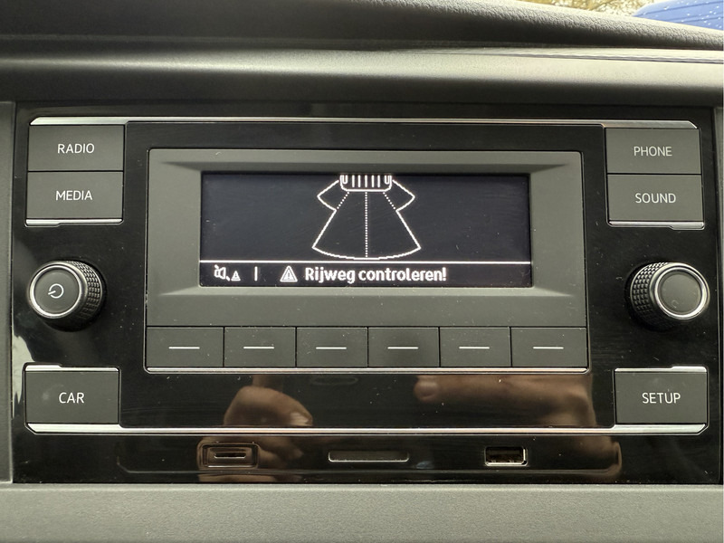 Leasing of Volkswagen e-Transporter 113PK 138KM WLTP 37,3kWh 100% Elektrisch ABT E-transporter 3 Stoelen Airco Parkeersensoren voor achter Volkswagen e-Transporter 113PK 138KM WLTP 37,3kWh 100% Elektrisch ABT E-transporter 3 Stoelen Airco Parkeersensoren voor achter: picture 18 Leasing of Volkswagen e-Transporter 113PK 138KM WLTP 37,3kWh 100% Elektrisch ABT E-transporter 3 Stoelen Airco Parkeersensoren voor achter Volkswagen e-Transporter 113PK 138KM WLTP 37,3kWh 100% Elektrisch ABT E-transporter 3 Stoelen Airco Parkeersensoren voor achter: picture 18