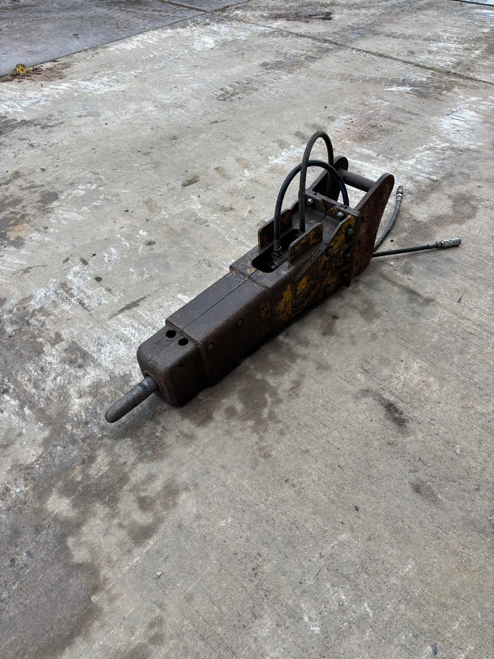 Indeco Breaker - Attachment for Construction machinery: picture 1 Indeco Breaker - Attachment for Construction machinery: picture 1
