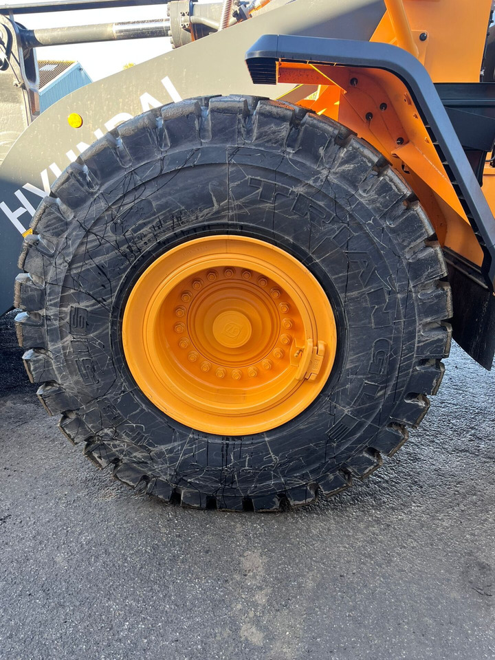 Wheel loader Hyundai HL960AHDXT: picture 20 Wheel loader Hyundai HL960AHDXT: picture 20