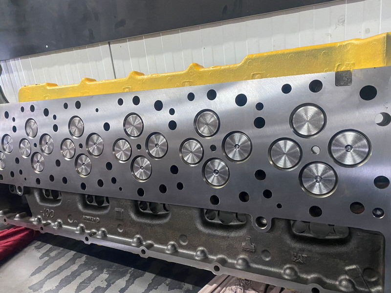 Caterpillar - Cylinder block: picture 2 Caterpillar - Cylinder block: picture 2