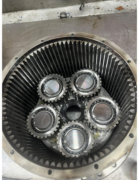 Liebherr ET-FAT 325P113 - Suspension: picture 2 Liebherr ET-FAT 325P113 - Suspension: picture 2