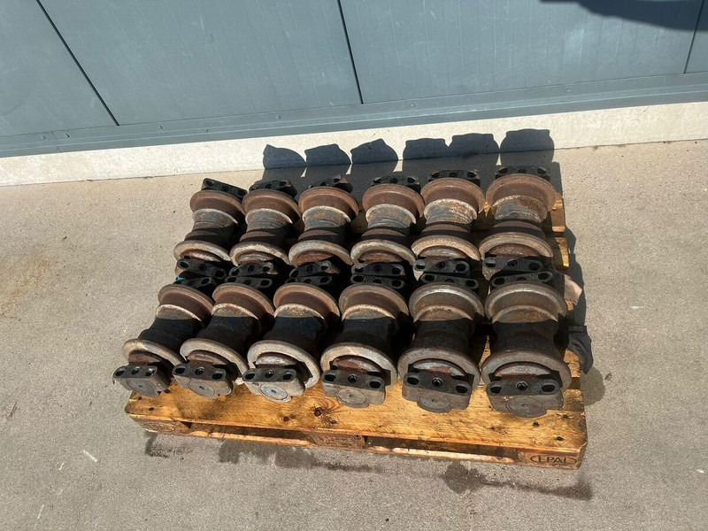 Liebherr len Trackrollers loop rollen - Spare parts: picture 2 Liebherr len Trackrollers loop rollen - Spare parts: picture 2