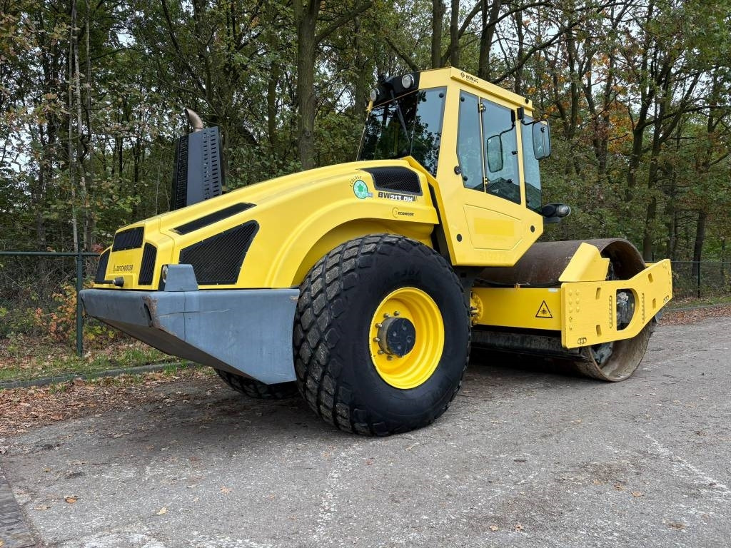 Bomag BW 213 D H-4 i EVIB/BVC / Airco / German machine - Compactor: picture 4 Bomag BW 213 D H-4 i EVIB/BVC / Airco / German machine - Compactor: picture 4