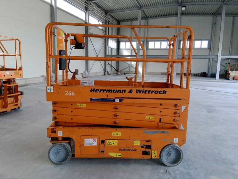 Genie GS 2646 - Scissor lift: picture 3 Genie GS 2646 - Scissor lift: picture 3