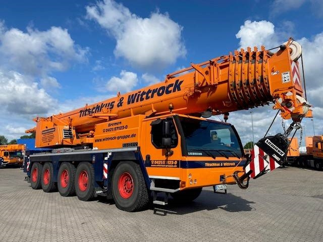 Liebherr LTM 1150-5.3 - All terrain crane: picture 1 Liebherr LTM 1150-5.3 - All terrain crane: picture 1