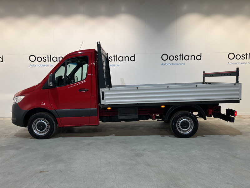 Mercedes-Benz Sprinter 317 CDI L2 RWD Automaat Open Laadbak / Euro 6 / Trekhaak 3500 KG / Airco / Cruise Control / CarPlay / Navigatie / 64.150 KM !! / BPM VRIJ !! - Flatbed van: picture 4 Mercedes-Benz Sprinter 317 CDI L2 RWD Automaat Open Laadbak / Euro 6 / Trekhaak 3500 KG / Airco / Cruise Control / CarPlay / Navigatie / 64.150 KM !! / BPM VRIJ !! - Flatbed van: picture 4