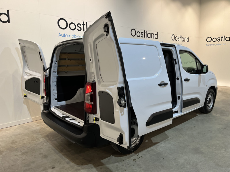 Peugeot e-Partner Premium Long 50 kWh / 100% Elektrisch / Airco / Cruise Control / PDC / Navigatie / CarPlay/ 2.500 KM !! - Small van, Electric van: picture 4 Peugeot e-Partner Premium Long 50 kWh / 100% Elektrisch / Airco / Cruise Control / PDC / Navigatie / CarPlay/ 2.500 KM !! - Small van, Electric van: picture 4