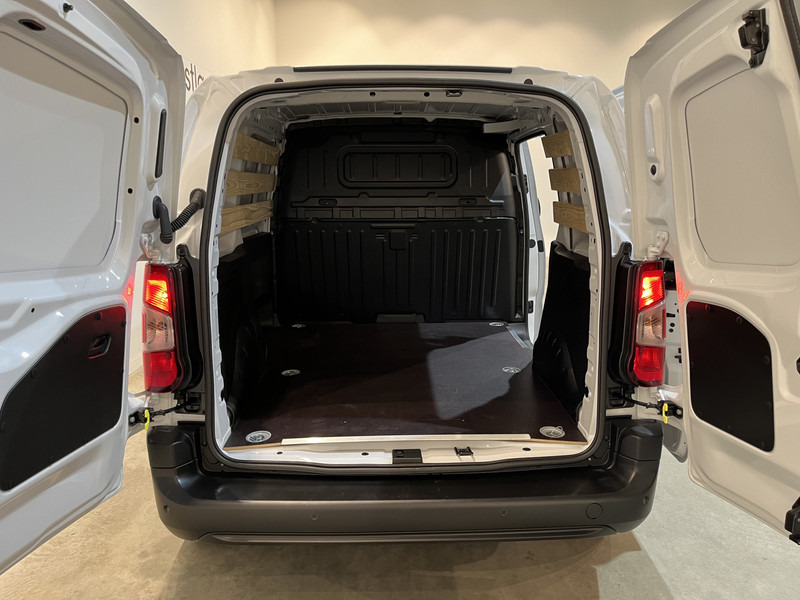 Toyota PROACE CITY Electric Live 50 kWh 100% elektrisch !! / CCS Snellader / Airco / Cruise Control / CarPlay / Navigatie / Camera / 980 KM !! Z.G.A.N. / BPM VRIJ !! - Small van, Electric van: picture 5 Toyota PROACE CITY Electric Live 50 kWh 100% elektrisch !! / CCS Snellader / Airco / Cruise Control / CarPlay / Navigatie / Camera / 980 KM !! Z.G.A.N. / BPM VRIJ !! - Small van, Electric van: picture 5