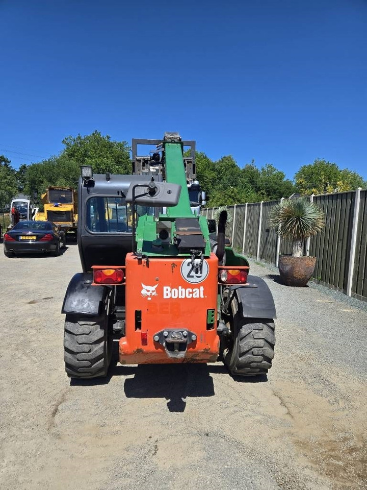 Bobcat T 2250 - Telescopic handler: picture 3 Bobcat T 2250 - Telescopic handler: picture 3