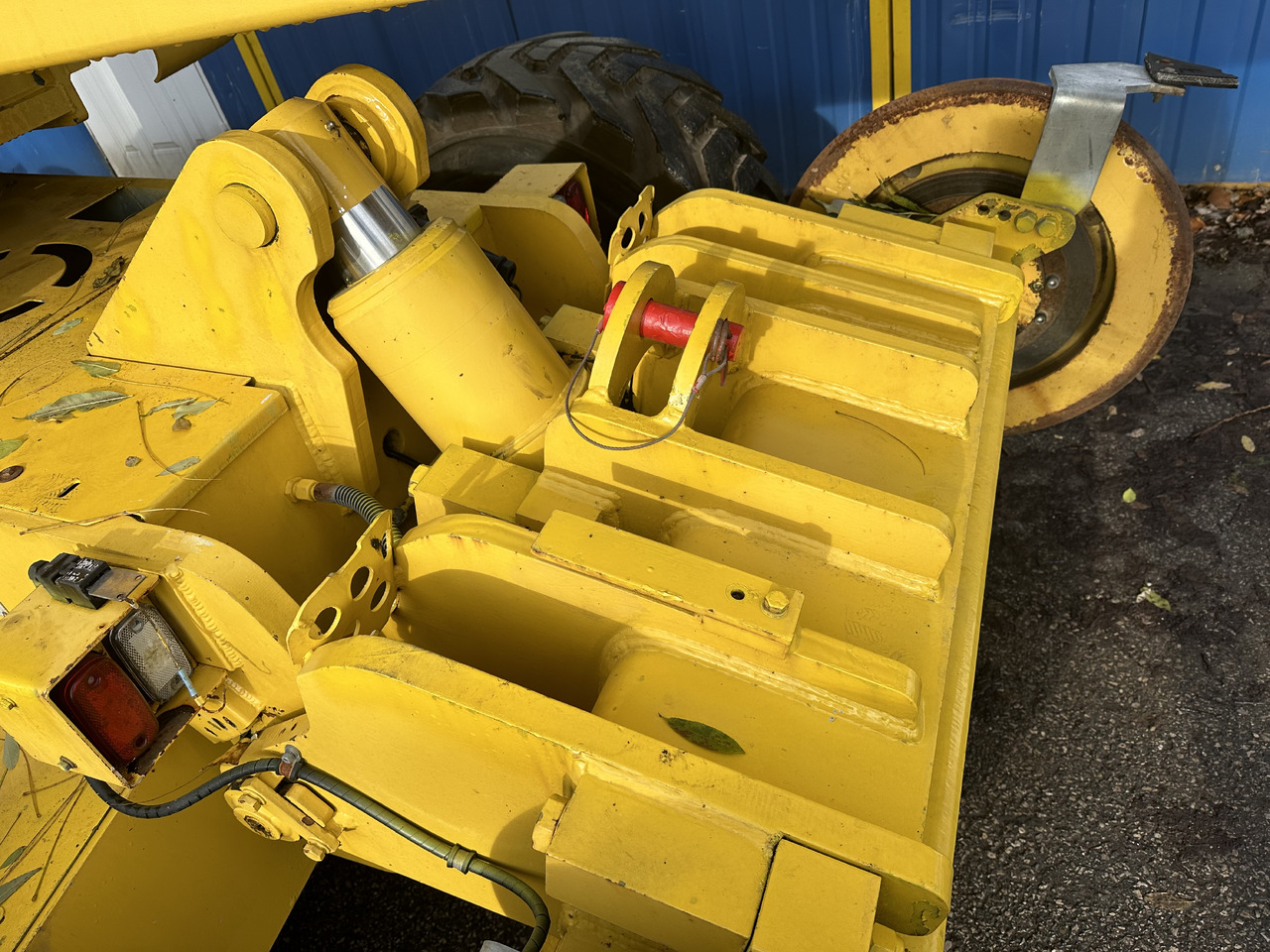 Leasing of GENIE REXQUOTE Accessrailer Z60/34 railroad boom lift cherry picker mewp GENIE REXQUOTE Accessrailer Z60/34 railroad boom lift cherry picker mewp: picture 9