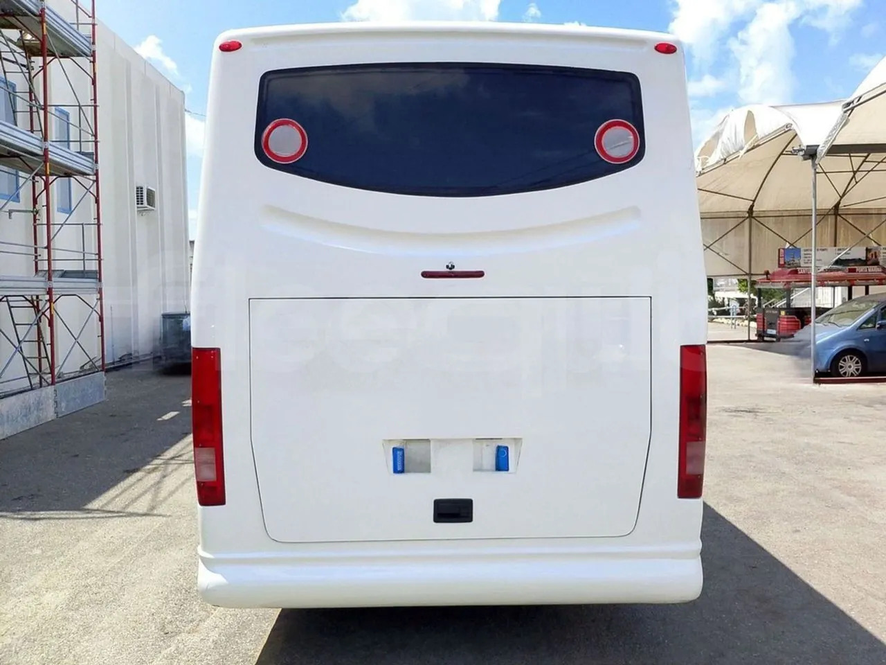Iveco Daily - Coach: picture 5 Iveco Daily - Coach: picture 5