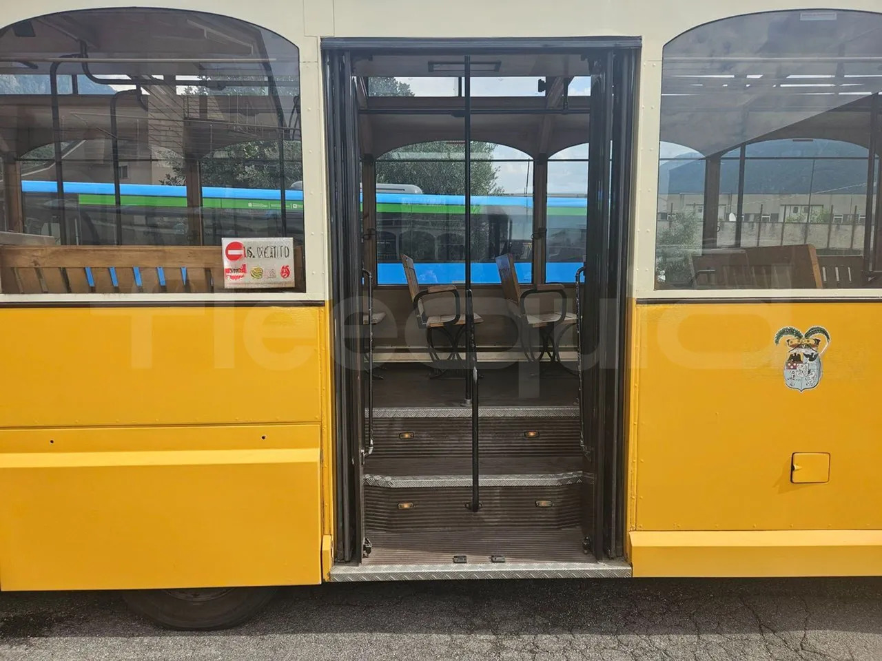 Leasing of  Man 11.220 Man 11.220: picture 16