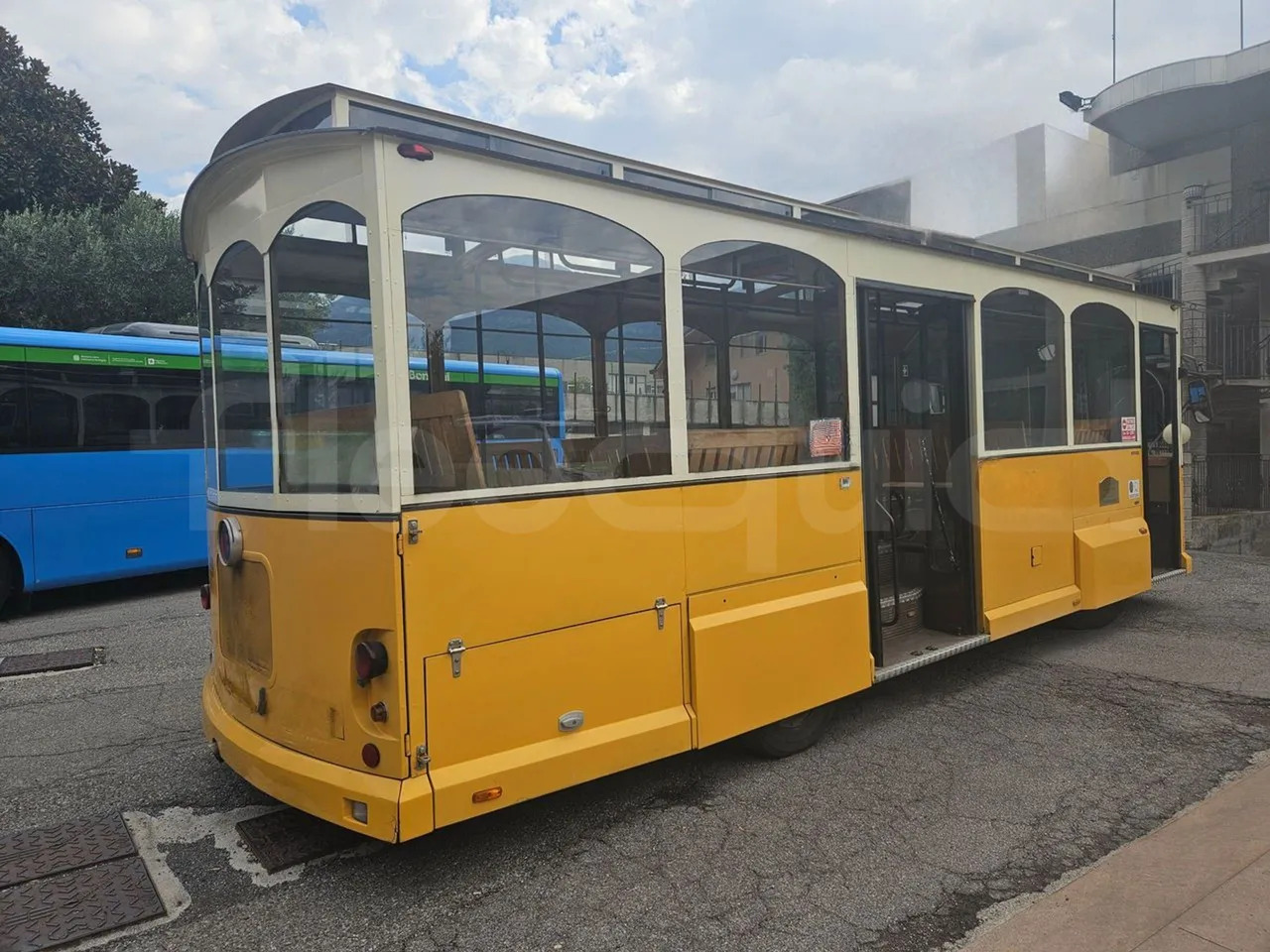 Leasing of  Man 11.220 Man 11.220: picture 10