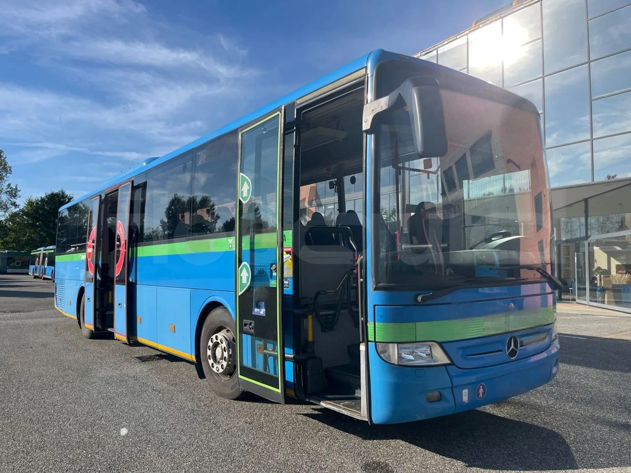 Suburban bus Mercedes-Benz Integro: picture 12