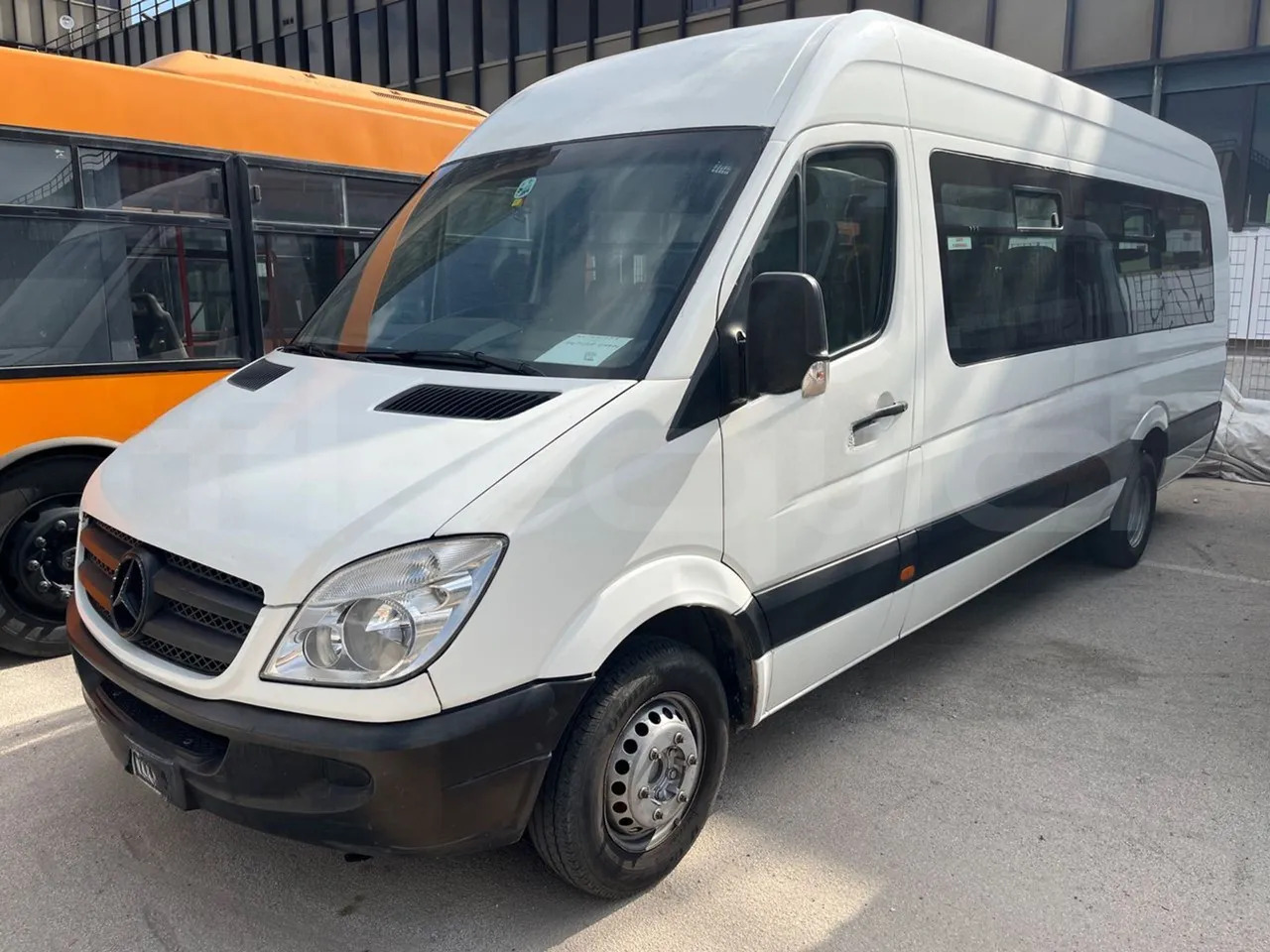 Mercedes-Benz Sprinter - Minibus, Passenger van: picture 4 Mercedes-Benz Sprinter - Minibus, Passenger van: picture 4