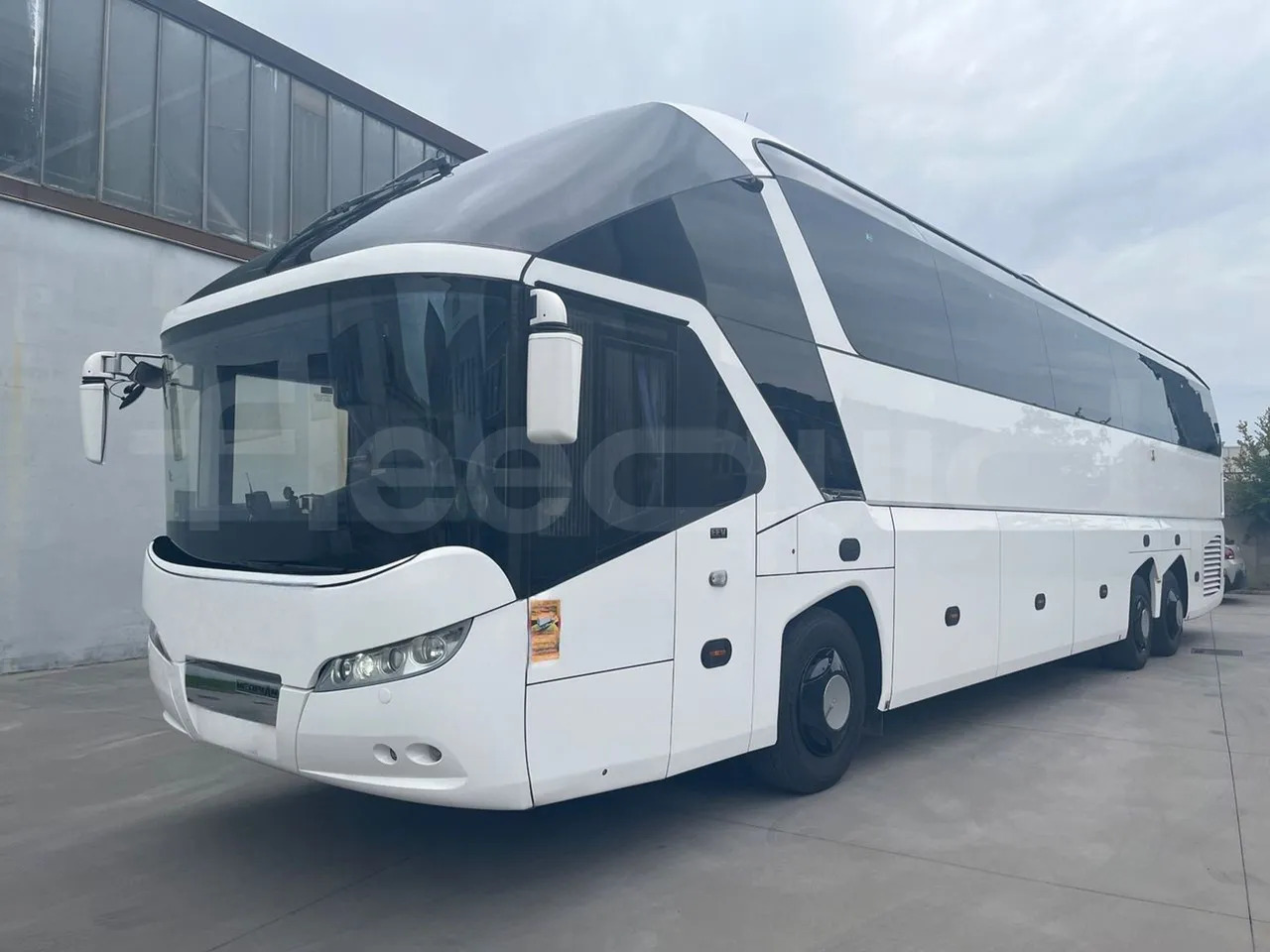 Neoplan Starliner - Coach: picture 4 Neoplan Starliner - Coach: picture 4