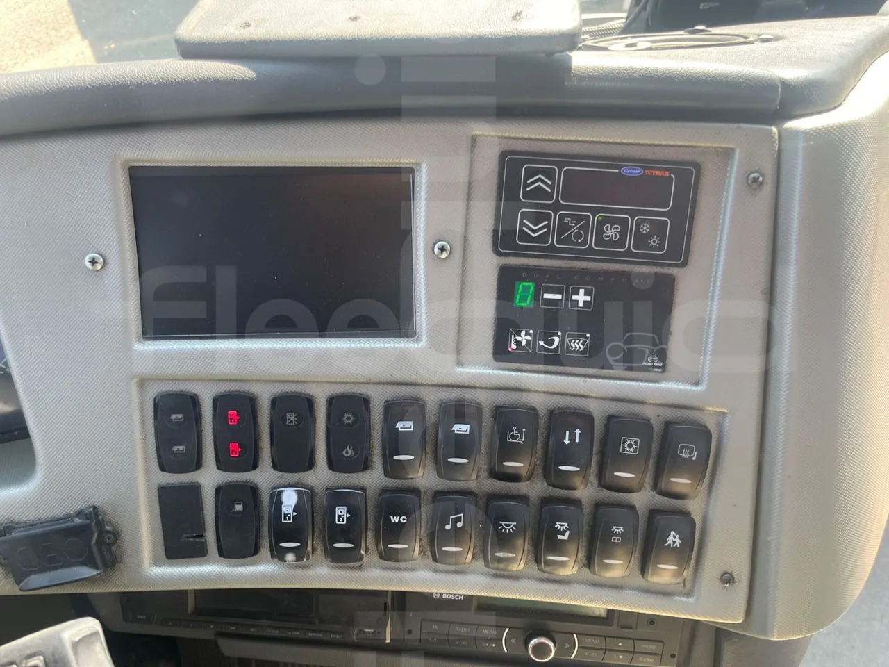 Volvo B12B - Coach: picture 3 Volvo B12B - Coach: picture 3