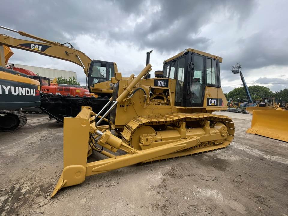 Caterpillar D6G2 LGP - Bulldozer: picture 1 Caterpillar D6G2 LGP - Bulldozer: picture 1