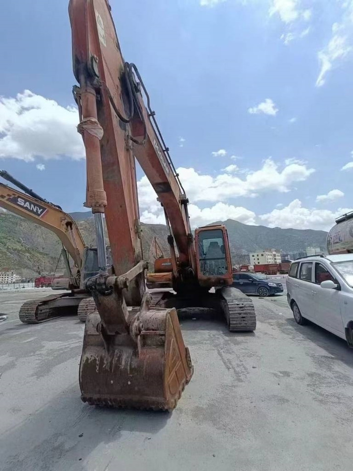 Doosan DH225LC-9 - Crawler excavator: picture 1 Doosan DH225LC-9 - Crawler excavator: picture 1