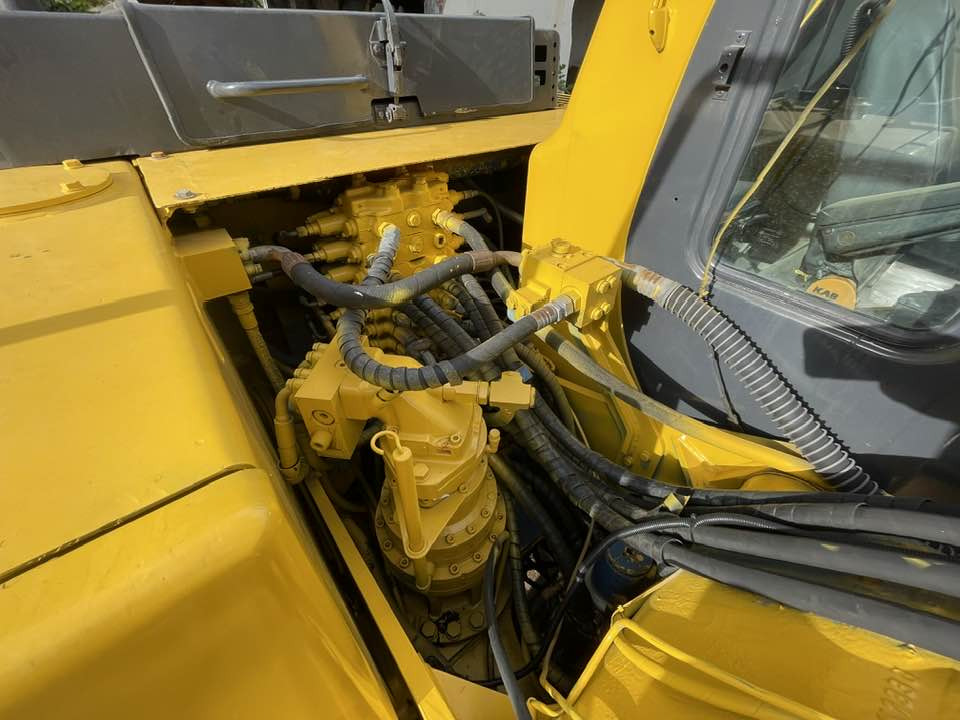 Komatsu PC160LC - Wheel excavator: picture 4 Komatsu PC160LC - Wheel excavator: picture 4
