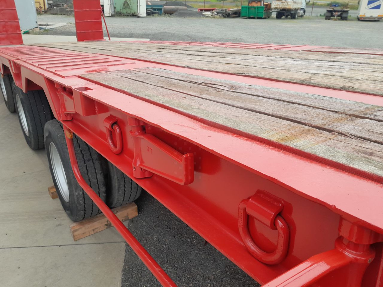 Louault 3 essieux centraux 31t500 basculent plant carrier / low loader Trailer - Low loader trailer: picture 5 Louault 3 essieux centraux 31t500 basculent plant carrier / low loader Trailer - Low loader trailer: picture 5