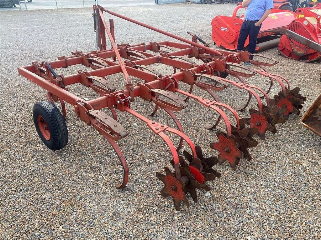 Kverneland 3 METER 13 TANDS - Cultivator: picture 3 Kverneland 3 METER 13 TANDS - Cultivator: picture 3
