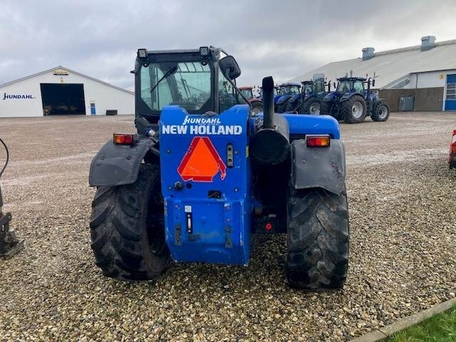 New Holland LM7.35 - Telescopic handler: picture 4 New Holland LM7.35 - Telescopic handler: picture 4