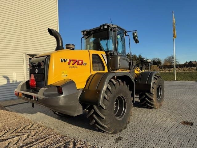 New Holland W170D2 TRIN 5-Z - Wheel loader: picture 3 New Holland W170D2 TRIN 5-Z - Wheel loader: picture 3