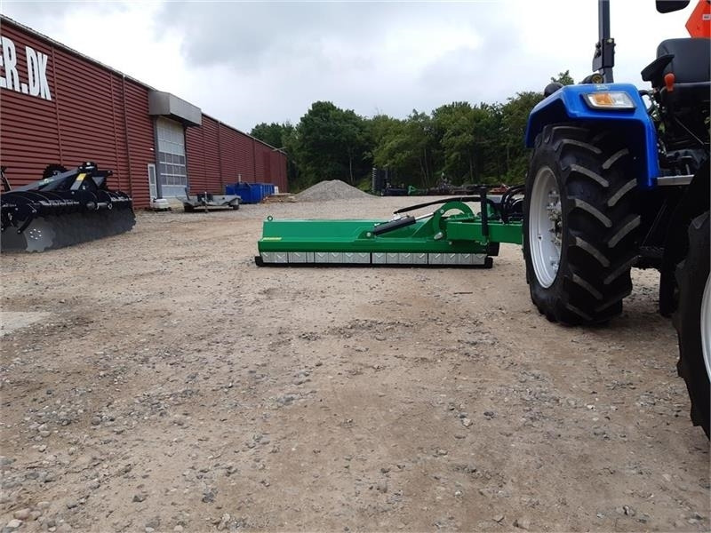 Dk-Tec slagleklipper 240 svær model - Verge mower: picture 2 Dk-Tec slagleklipper 240 svær model - Verge mower: picture 2