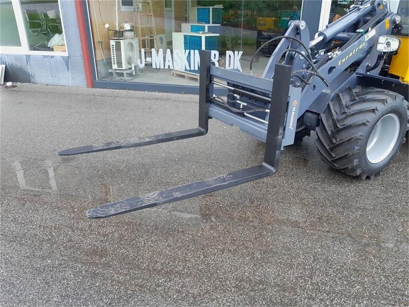FK Machinery Kraftige pallegafler Hydraulisk - Forks for Loader: picture 1 FK Machinery Kraftige pallegafler Hydraulisk - Forks for Loader: picture 1