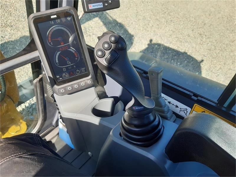 Mini excavator XCMG xe27e med rototilt: picture 8