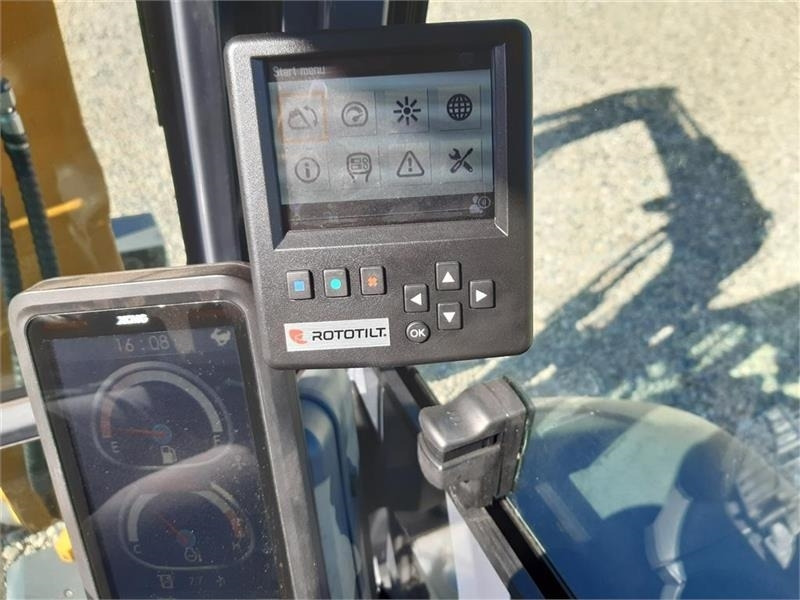 Mini excavator XCMG xe27e med rototilt: picture 9
