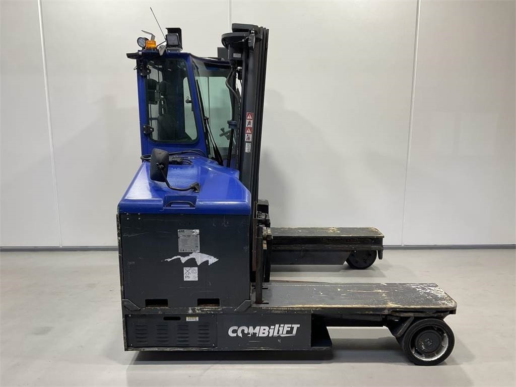 Combilift C5000ET - 4-way reach truck: picture 1 Combilift C5000ET - 4-way reach truck: picture 1
