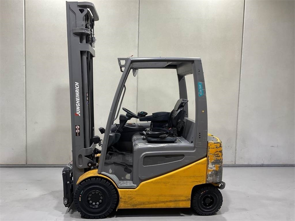 Jungheinrich EFG 425 K - Electric forklift: picture 3 Jungheinrich EFG 425 K - Electric forklift: picture 3