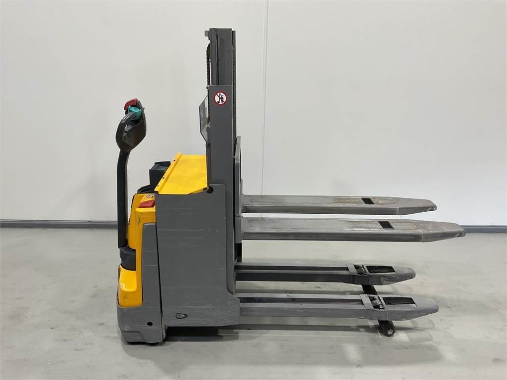 Jungheinrich EJD 118 - Stacker: picture 1 Jungheinrich EJD 118 - Stacker: picture 1