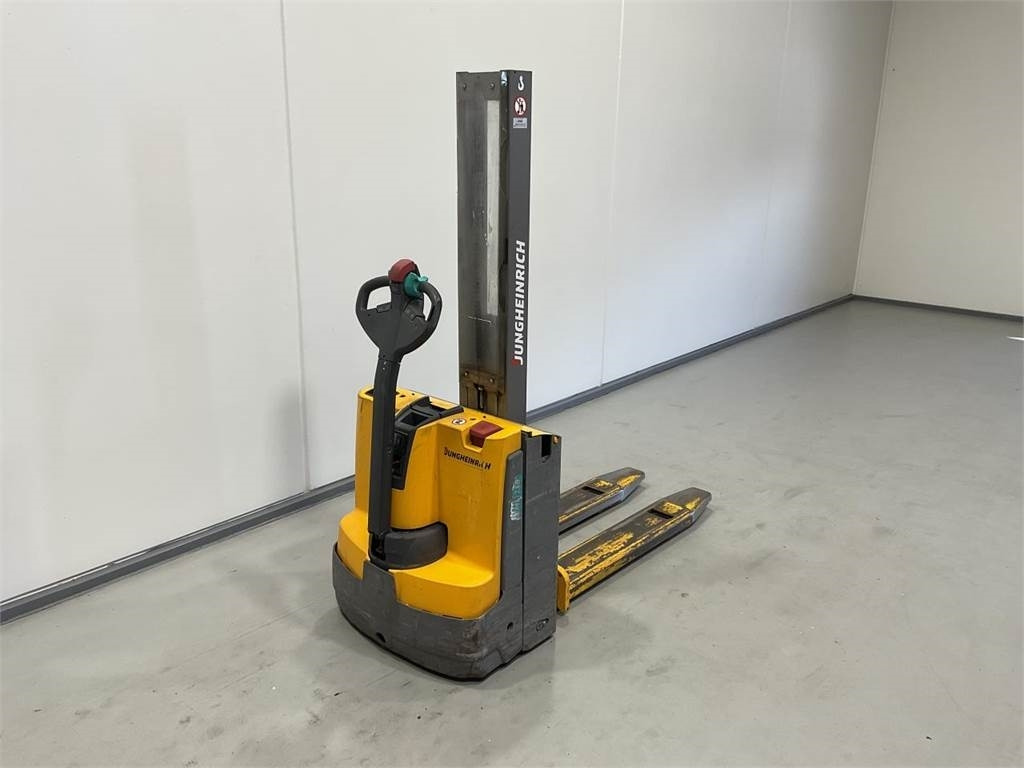 Jungheinrich EMD 118 - Stacker: picture 2 Jungheinrich EMD 118 - Stacker: picture 2