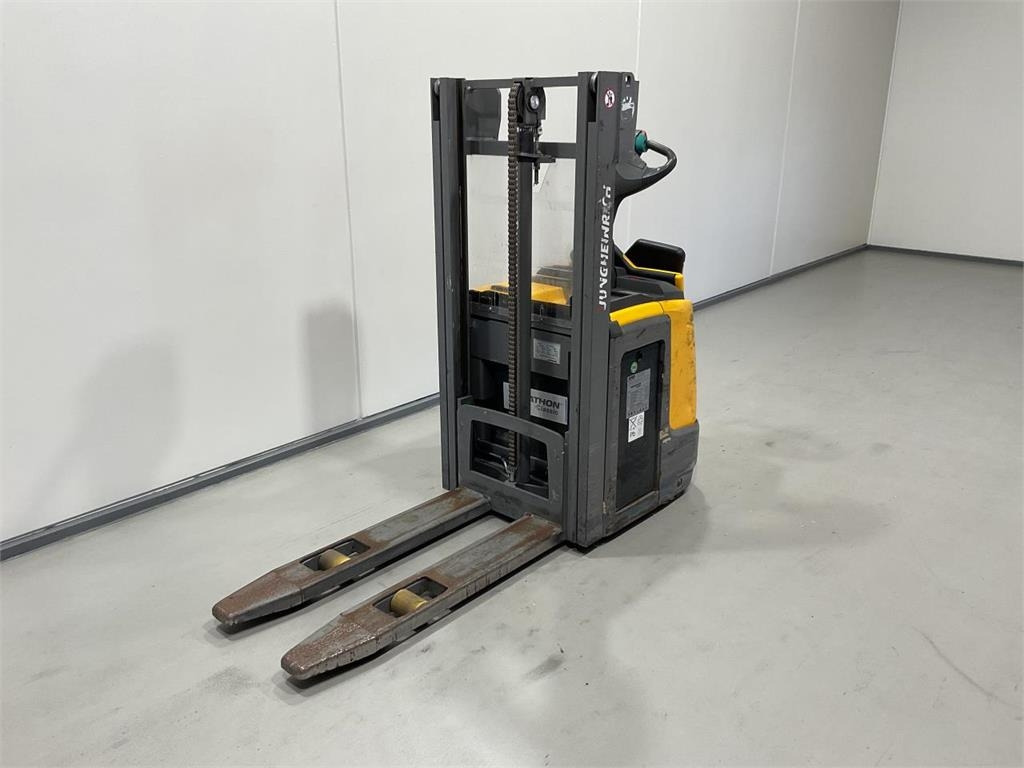 Jungheinrich ERC 212 - Stacker: picture 4 Jungheinrich ERC 212 - Stacker: picture 4